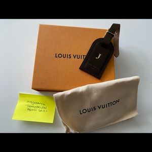 Authentic Louis Vuitton Luggage Tag BNIB